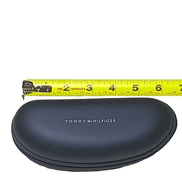 Tommy Hilfiger Zippered Sunglasses Case - Picture 5 of 5